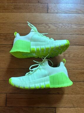 Nike Free Metcon 6 Training Shoes